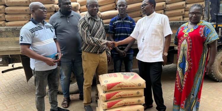 W/R: Kwesimintsim MP donates 100 bags of cement to Christ the King Methodist Church