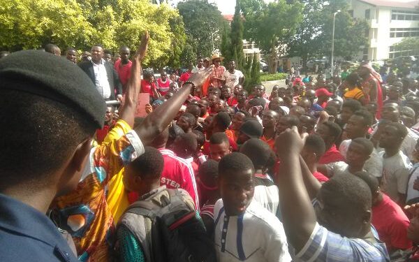 UEW students demonstrate against management