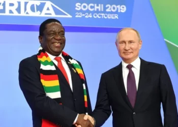 Putin gifts Zimbabwe’s president a helicopter