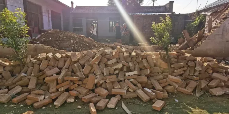 21 injured after 5.5 magnitude earthquake in China