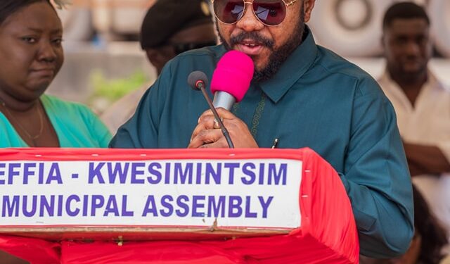 W/R: Kwesimintsim MP breaks ground on construction of projects under GSCSP