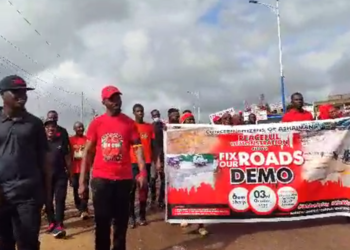 Ashaiman: Residents demonstrate over poor road conditions