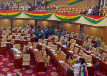 Majority walks out during the passage of the 2024 budget