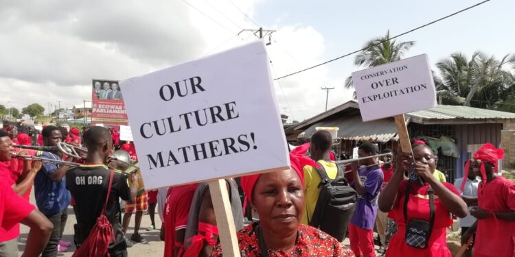 Winneba: Effutu residents protest proposed sale of Ramsar site