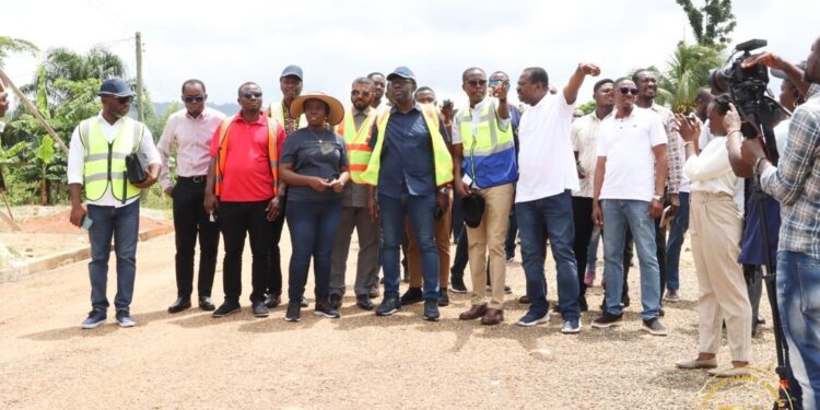 Works and Housing: You will cease work if you do not comply to health and safety standards- Minister cautions contractors